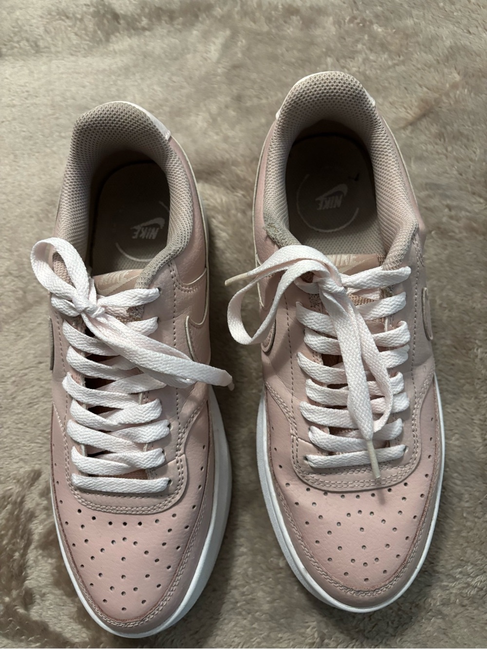 Nike Sneakers Women’s Size 9 Pink Low-Top Sneakers